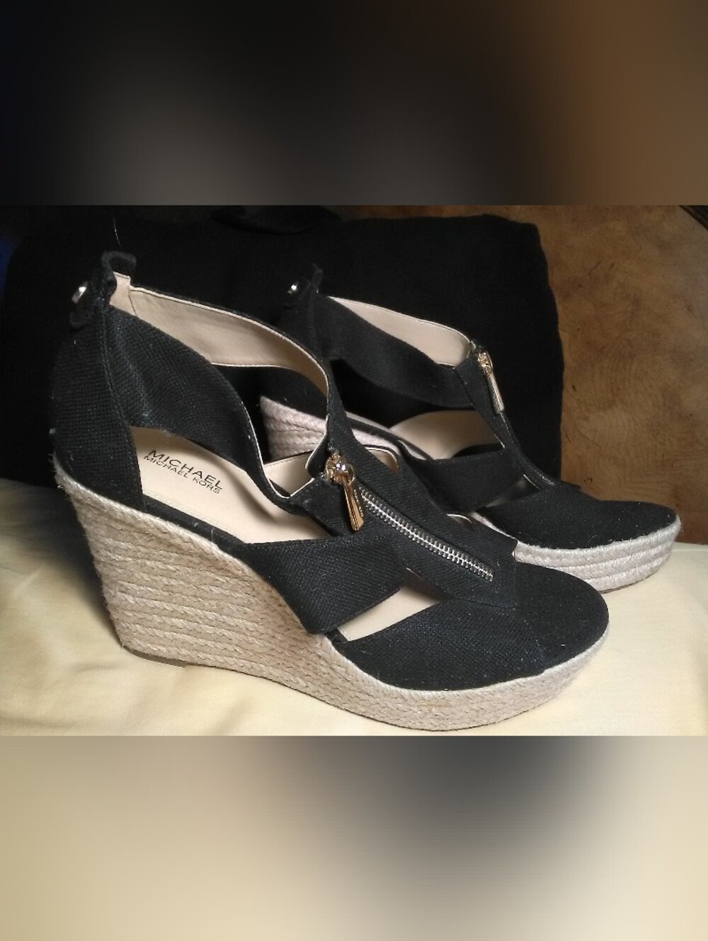 NWT Michael Kors Black Canvas Wedge Espadrille Sandals Gold Zipper 4 IN. Sz. 9